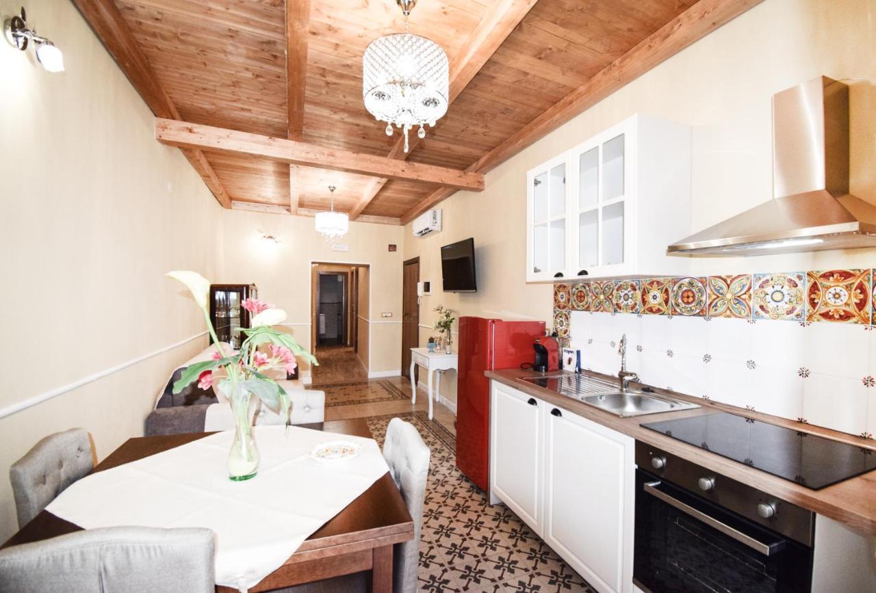 Luxury Via Genova Apartamento