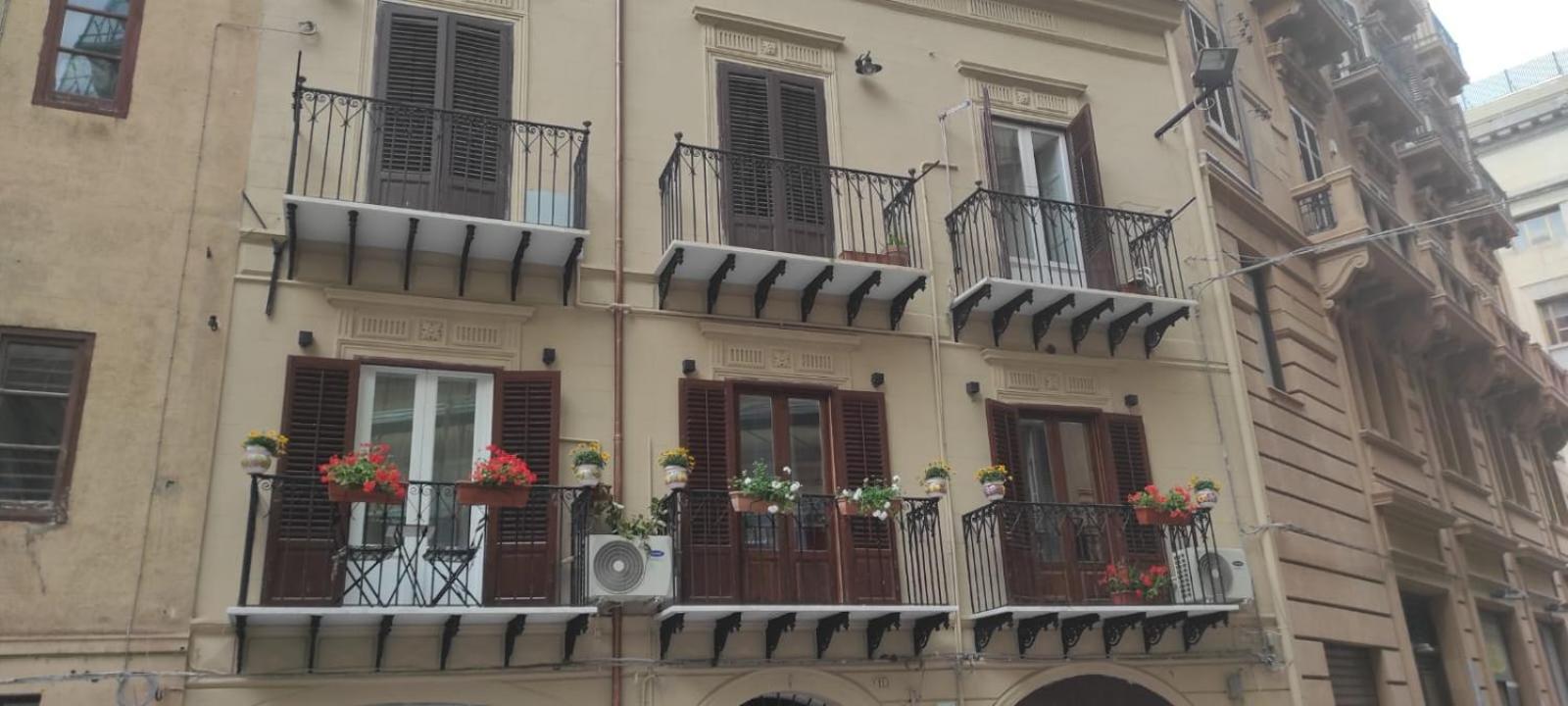 Luxury Via Genova Apartamento *
